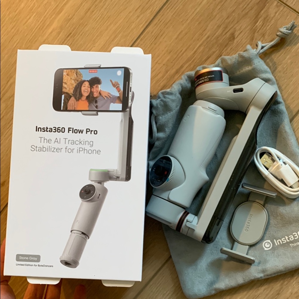 Insta360 Flow Pro Stabilizer for iPhone